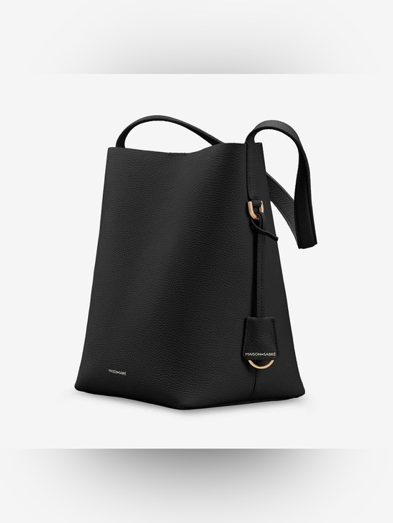 Maison De Sabré Handbags - MAISON de Sabre Soft Bucket Tote in Black/Rouge ♥️🖤